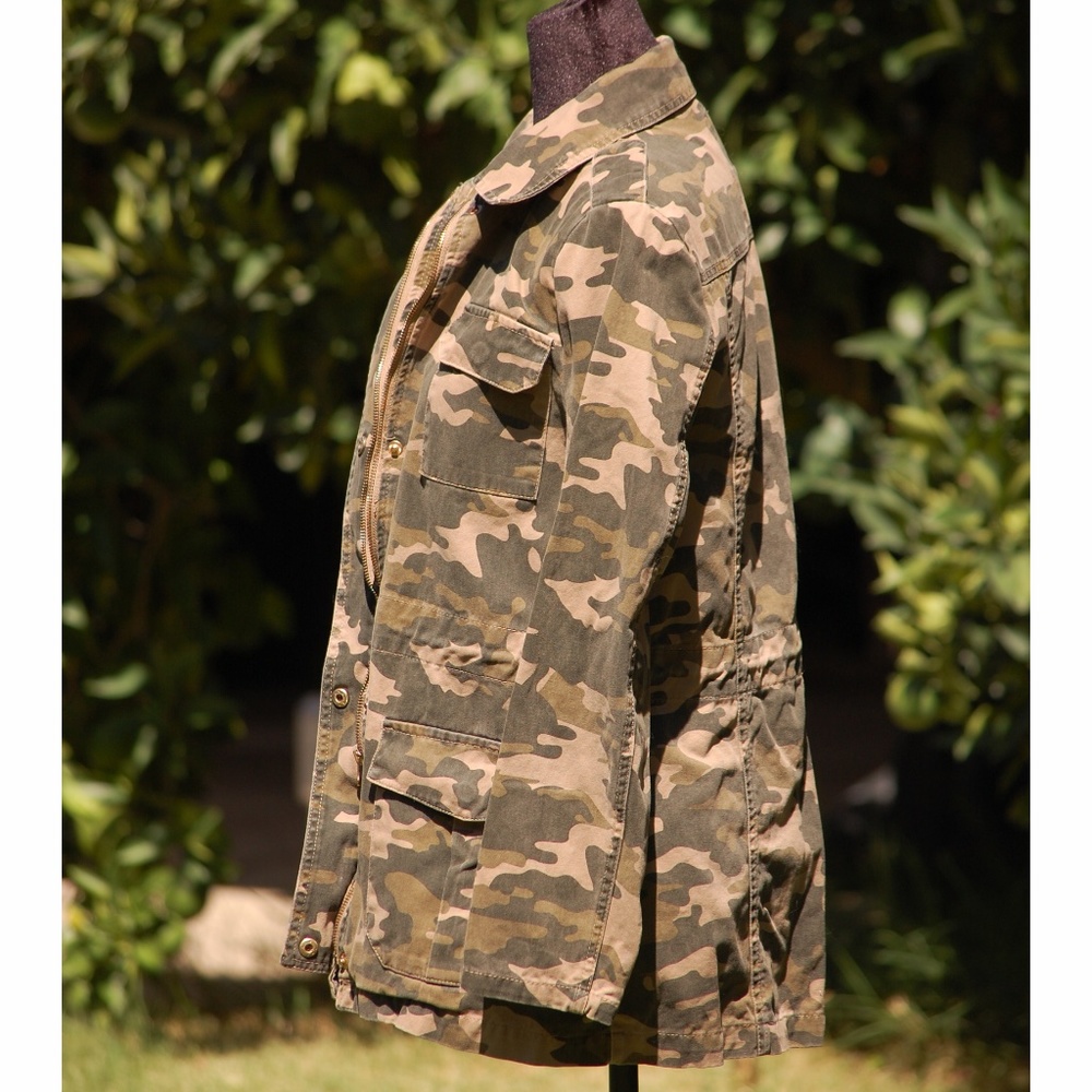 Forever 21 Camo Jacket - Picture 2 of 4